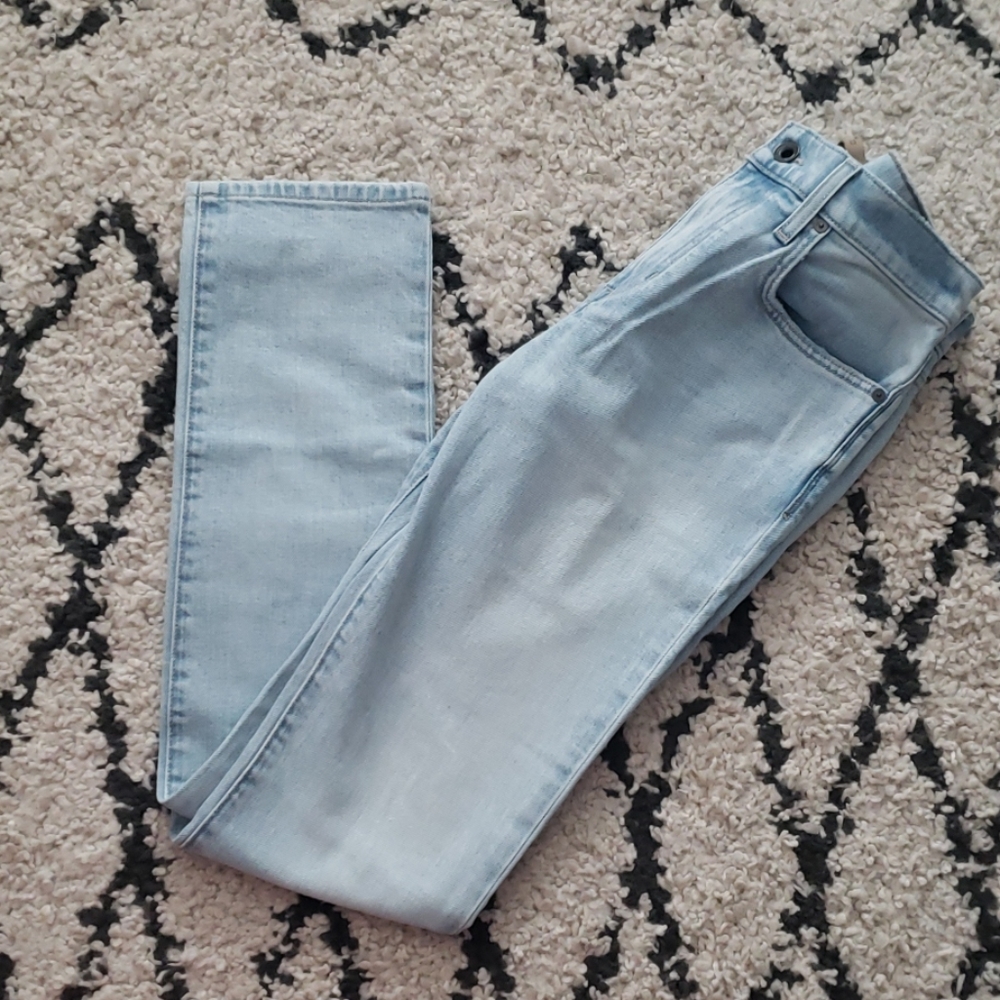 NWT Joe's Light Wash Denim Jeans - Picture 7 of 7